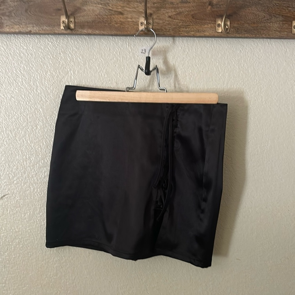 Beverley and beck short skirt size xs